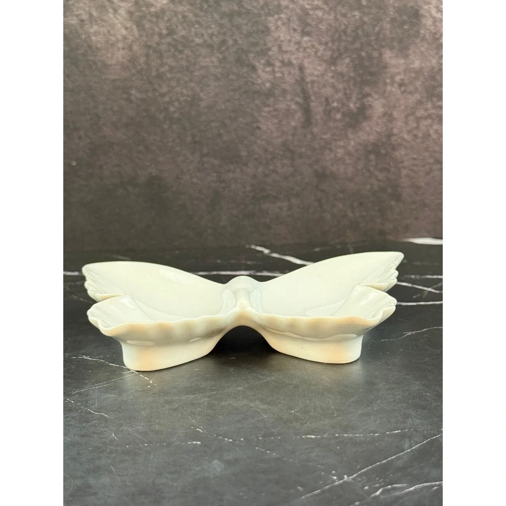 VTG O.M.C. Japan White Porcelaing Butterfly Trinket Jewelry Dish 6X4.5in